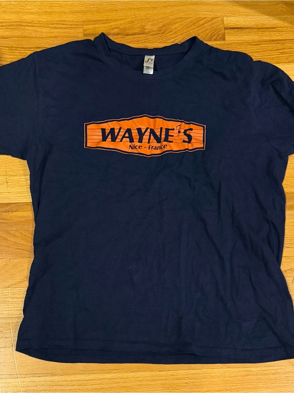 Wayne's Nice France - Navy T-shirt with orange logo - Size L